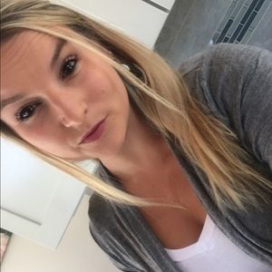 Meet your Posher, Jessica